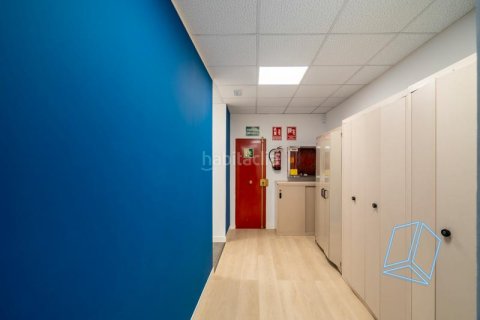 806 sq.m. office for sale in Sants-Montjuic, Barcelona, Catalonia, Spain № 2180 - photo 21