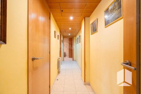 3 chambres apartment à vendre à Castelldefels, Barcelona, Catalonia, Spain № 2177 - photo 3
