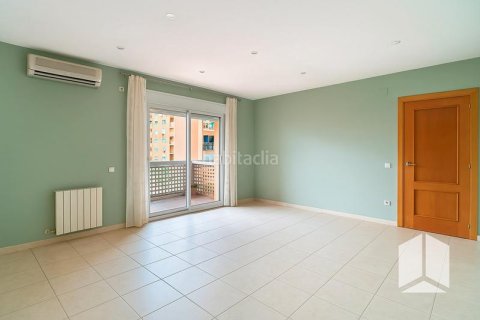 3 chambres apartment à vendre à Castelldefels, Barcelona, Catalonia, Spain № 2177 - photo 2