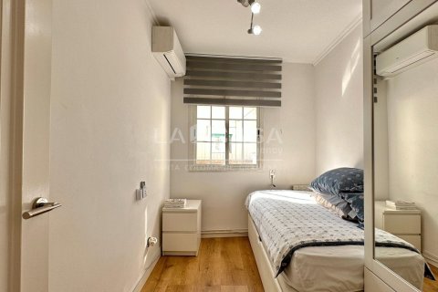 4 chambres apartment à vendre à Santa Coloma de Gramenet, Barcelona, Catalonia, Spain № 2179 - photo 29