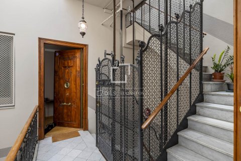 4 bedrooms apartment for rent in Barcelona, Catalonia, Spain № 8668 - photo 27