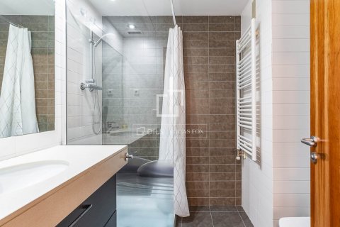 2 bedrooms apartment for sale in Barcelona, Catalonia, Spain № 8774 - photo 23