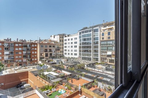2 bedrooms apartment for sale in Barcelona, Catalonia, Spain № 8774 - photo 7