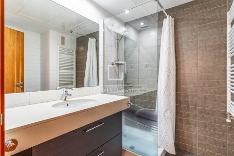 2 bedrooms apartment for sale in Barcelona, Catalonia, Spain № 8774 - photo 24