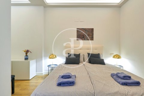 Купить квартиру в Эшампле, Испания с 3 спальни, 150м², № 2445 - фото 18