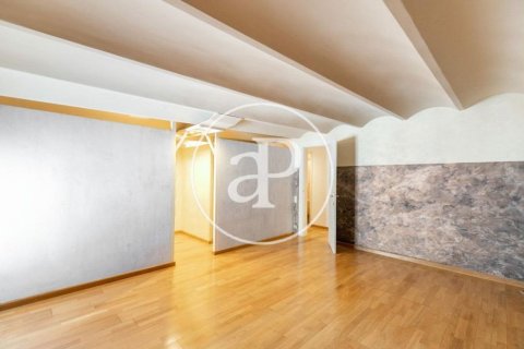 5 bedrooms apartment for sale in Eixample, Barcelona, Catalonia, Spain № 2443 - photo 23