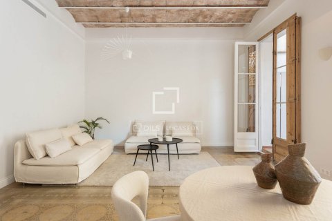 3 bedrooms apartment for sale in Barcelona, Catalonia, Spain № 3720 - photo 2