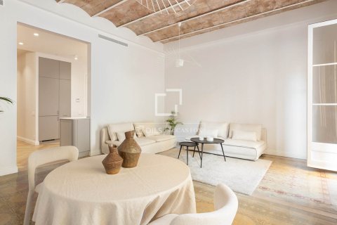 3 bedrooms apartment for sale in Barcelona, Catalonia, Spain № 3720 - photo 14