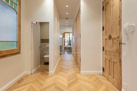 3 bedrooms apartment for sale in Barcelona, Catalonia, Spain № 3720 - photo 27