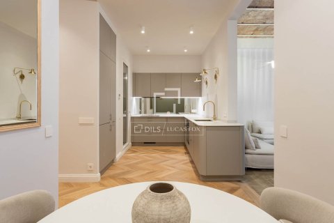 3 bedrooms apartment for sale in Barcelona, Catalonia, Spain № 3720 - photo 17