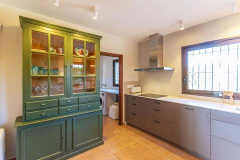 Сasa de 4 dormitorios en venta en Begur, Gerona, Cataluña, Spain № 7196 - foto 9
