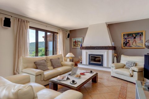 Сasa de 4 dormitorios en venta en Begur, Gerona, Cataluña, Spain № 7196 - foto 15