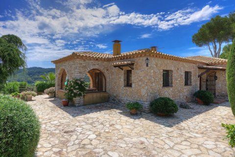 Сasa de 4 dormitorios en venta en Begur, Gerona, Cataluña, Spain № 7196 - foto 22