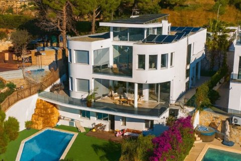 Сasa de 5 dormitorios en venta en Cataluña, Spain № 7195 - foto 7