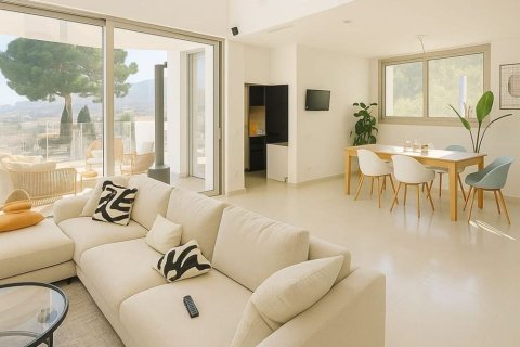 Сasa de 5 dormitorios en venta en Cataluña, Spain № 7195 - foto 6