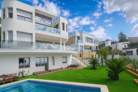Сasa de 5 dormitorios en venta en Cataluña, Spain № 7195 - foto 16
