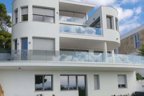 Сasa de 5 dormitorios en venta en Cataluña, Spain № 7195 - foto 17
