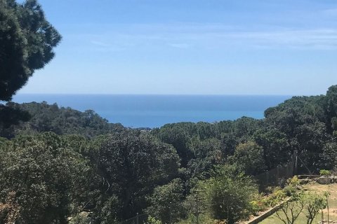 4 bedrooms house for sale in Lloret de Mar, Girona, Catalonia, Spain № 7198 - photo 7