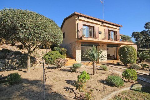 4 bedrooms house for sale in Lloret de Mar, Girona, Catalonia, Spain № 7198 - photo 26
