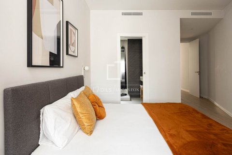 Apartamento de 3 dormitorios en venta en Barcelona, Cataluña, Spain № 4027 - foto 19