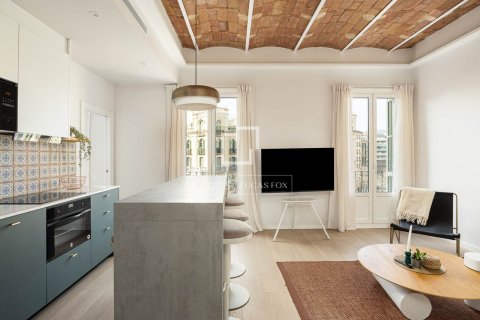 Apartamento de 3 dormitorios en venta en Barcelona, Cataluña, Spain № 4027