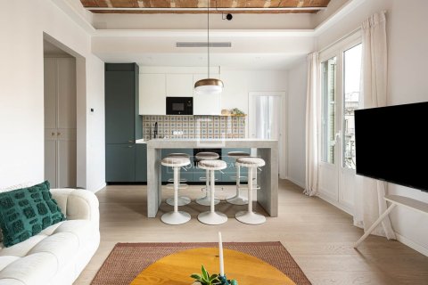 Apartamento de 3 dormitorios en venta en Barcelona, Cataluña, Spain № 4027 - foto 2