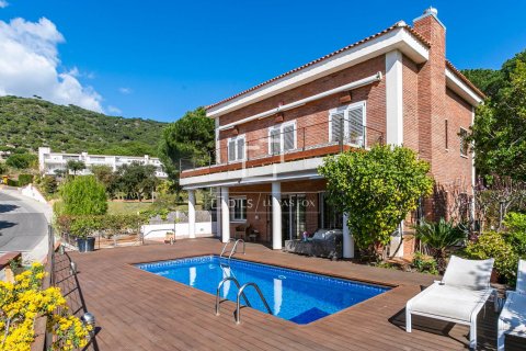 6 bedrooms villa for sale in Teia, Barcelona, Catalonia, Spain № 4029