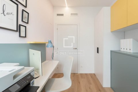 3 bedrooms apartment for sale in Barcelona, Catalonia, Spain № 4030 - photo 21