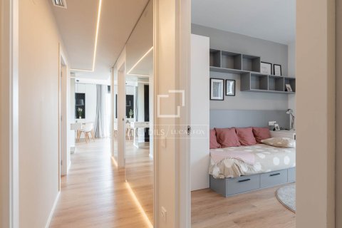 3 bedrooms apartment for sale in Barcelona, Catalonia, Spain № 4030 - photo 16