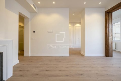 3 chambres apartment à vendre à Barcelona, Catalonia, Spain № 4032 - photo 29