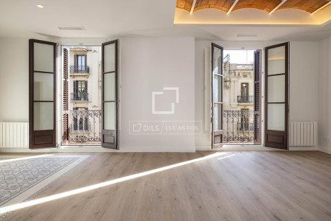 3 chambres apartment à vendre à Barcelona, Catalonia, Spain № 4032 - photo 2