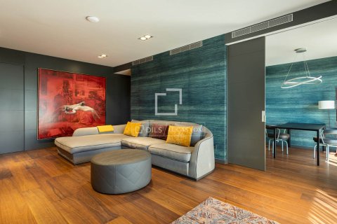 2 bedrooms apartment for sale in Barcelona, Catalonia, Spain № 4124 - photo 9