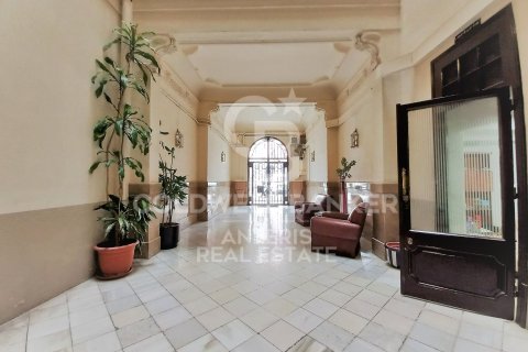 320 sq.m. office for rent in Barcelona, Catalonia, Spain № 8015 - photo 8