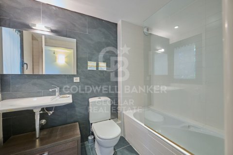2 bedrooms apartment for rent in Catalonia, Spain № 8019 - photo 12