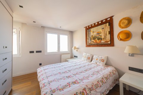 4 bedrooms apartment for sale in Barcelona, Catalonia, Spain № 1451 - photo 8