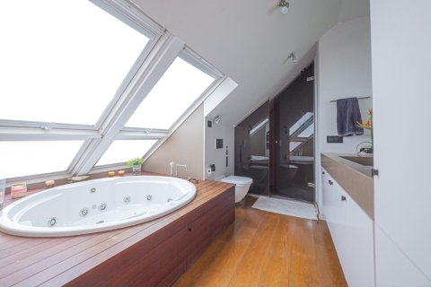 4 bedrooms apartment for sale in Barcelona, Catalonia, Spain № 1451 - photo 27