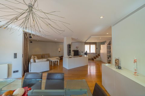 4 bedrooms apartment for sale in Barcelona, Catalonia, Spain № 1451 - photo 12