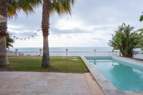 5 bedrooms house for sale in Vilanova i la Geltru, Barcelona, Catalonia, Spain № 7080 - photo 4