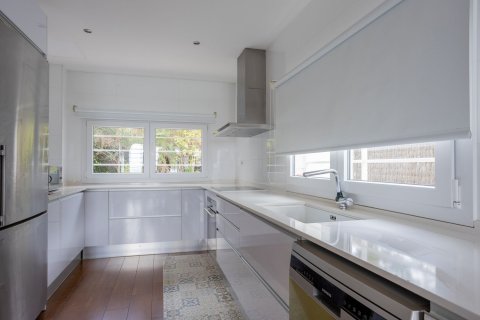 5 bedrooms house for sale in Vilanova i la Geltru, Barcelona, Catalonia, Spain № 7080 - photo 11