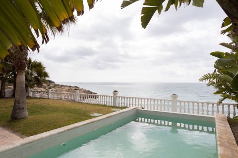 5 bedrooms house for sale in Vilanova i la Geltru, Barcelona, Catalonia, Spain № 7080 - photo 27