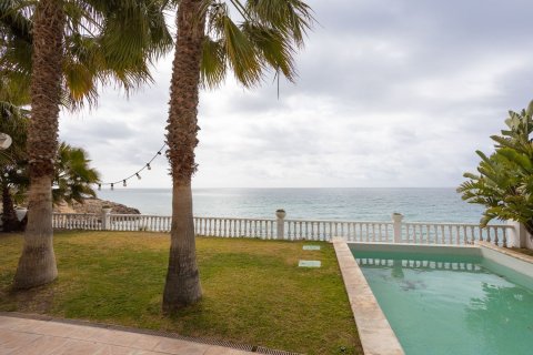 5 bedrooms house for sale in Vilanova i la Geltru, Barcelona, Catalonia, Spain № 7080 - photo 26