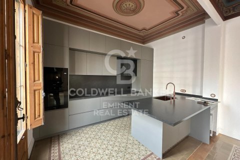 Купить квартиру в Барселона, Испания с 3 спальни, 209м², № 5253 - фото 3