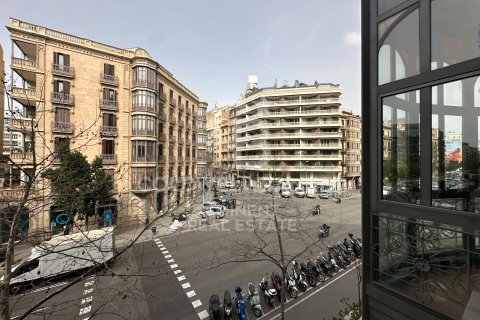 Купить квартиру в Барселона, Испания с 3 спальни, 209м², № 5253 - фото 13