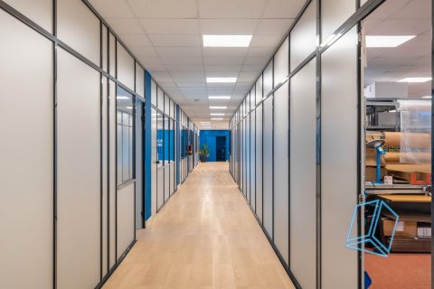 806 sq.m. office for sale in Sants-Montjuic, Barcelona, Catalonia, Spain № 2186 - photo 4