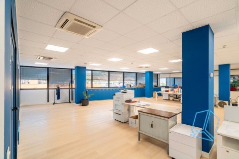 806 sq.m. office for sale in Sants-Montjuic, Barcelona, Catalonia, Spain № 2185 - photo 3