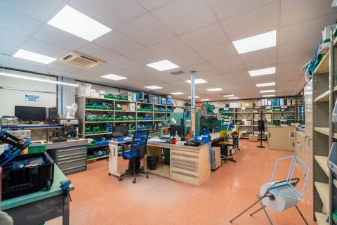 806 sq.m. office for sale in Sants-Montjuic, Barcelona, Catalonia, Spain № 2185 - photo 27