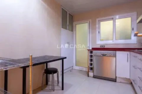 4 chambres apartment à vendre à Castelldefels, Barcelona, Catalonia, Spain № 2189 - photo 22