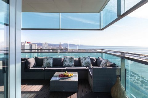 3 bedrooms apartment for sale in Barcelona, Catalonia, Spain № 8541 - photo 13