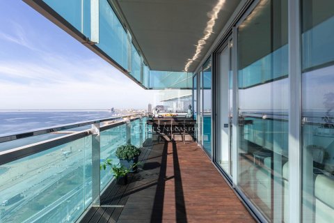 3 bedrooms apartment for sale in Barcelona, Catalonia, Spain № 8541 - photo 12