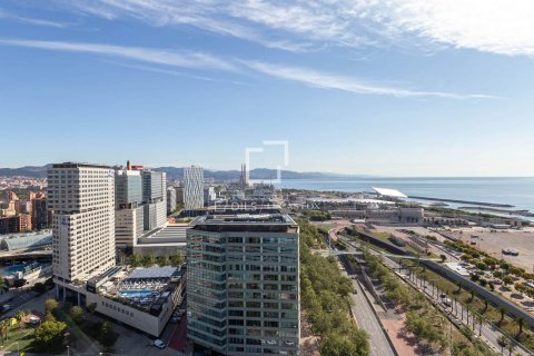 3 bedrooms apartment for sale in Barcelona, Catalonia, Spain № 8541 - photo 15